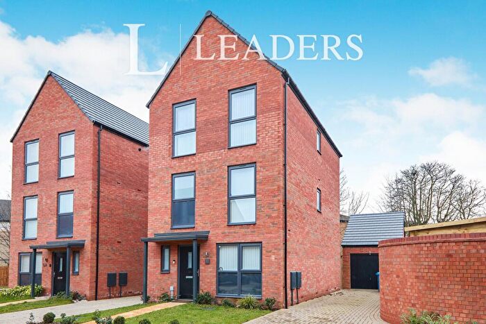 4 Bedroom Detached House To Rent In Doon Avenue, Kingsway, Derby, DE22