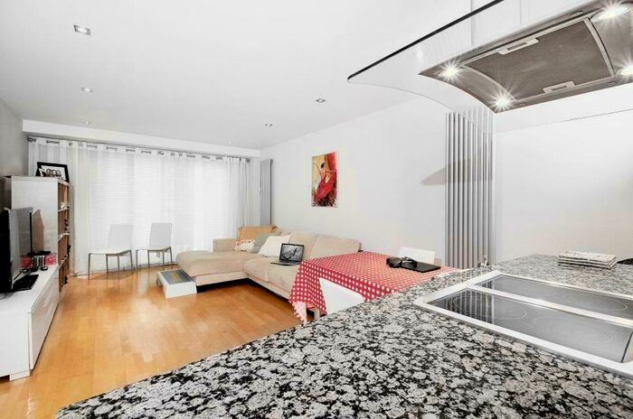 2 Bedroom Apartment To Rent In Ability Place, Millharbour, Canary Wharf, South Quay, London, E14