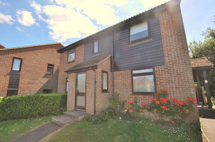 1 Bedroom Apartment To Rent In Elmfield House, Kingfisher Drive, Merrow, Guildford, Surrey, GU4