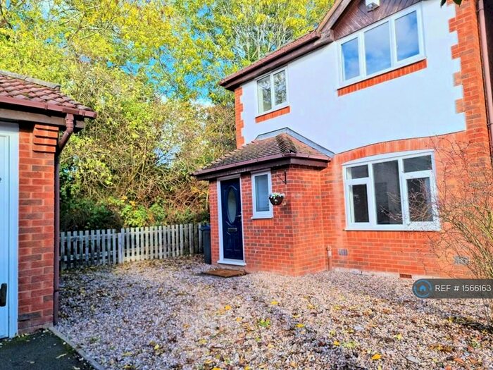3 Bedroom Detached House To Rent In Poplarwoods, Birmingham, B32