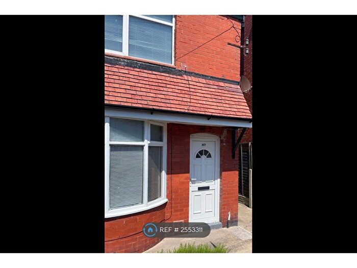 3 Bedroom Semi-Detached House To Rent In Hemingway, Blackpool, FY4