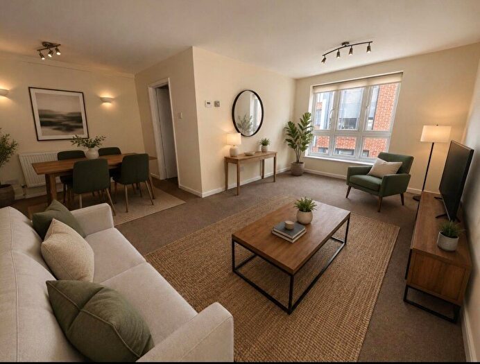 2 Bedroom Flat For Sale In Stour Street, Canterbury, Kent, CT1