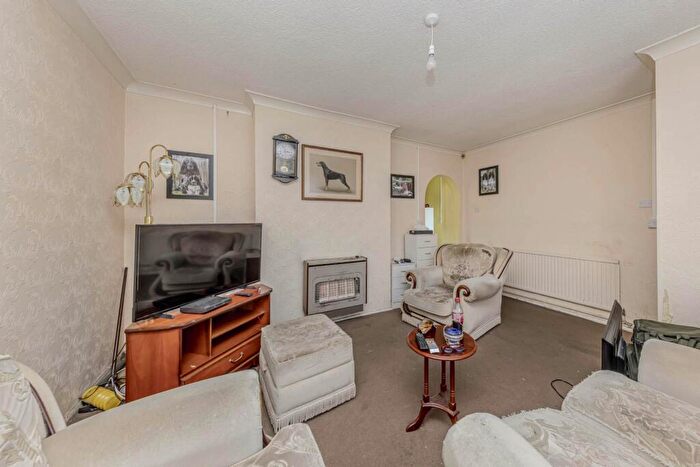 2 Bedroom Semi-Detached House For Sale In Moffat Grove, Stoke On Trent, ST2