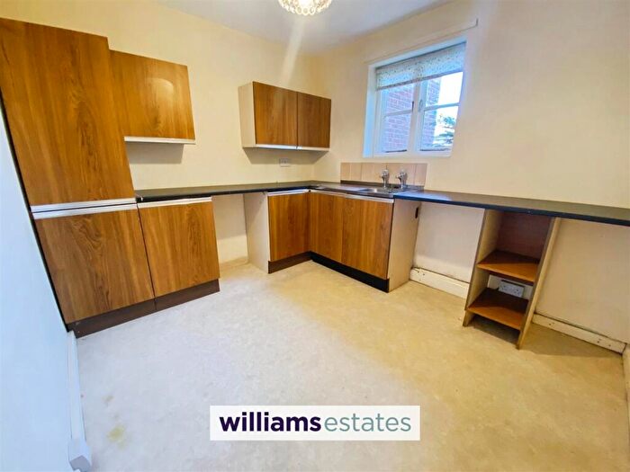1 Bedroom Flat For Sale In Chester Street, Mold, CH7