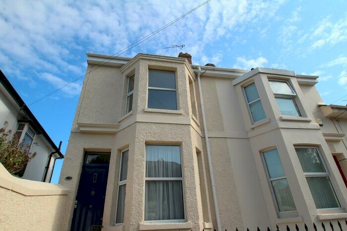 2 Bedroom Apartment To Rent In Alexandra Road, Ford, PL2