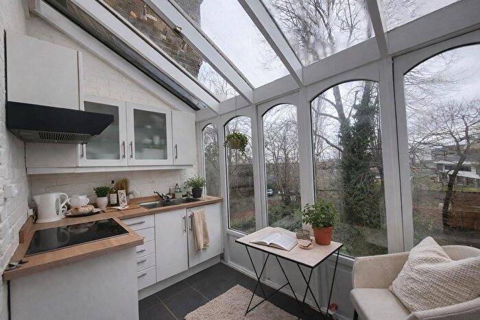 Studio To Rent In Frognal, Hampstead, NW3