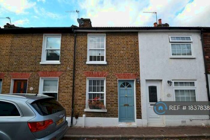 2 Bedroom Terraced House To Rent In Henry Street, Bromley, BR1