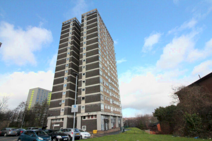 1 Bedroom Flat To Rent In Lovell Park Grange, Leeds, West Yorkshire, LS7