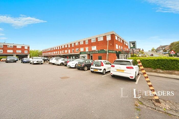 2 Bedroom Flat To Rent In Lowther Road, Dunstable, Bedfordshire, LU6