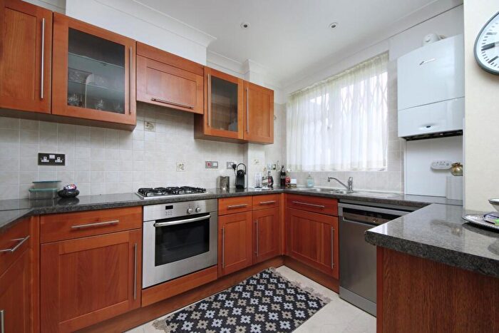 3 Bedroom End Of Terrace House For Sale In Brentmead Gardens, London, NW10