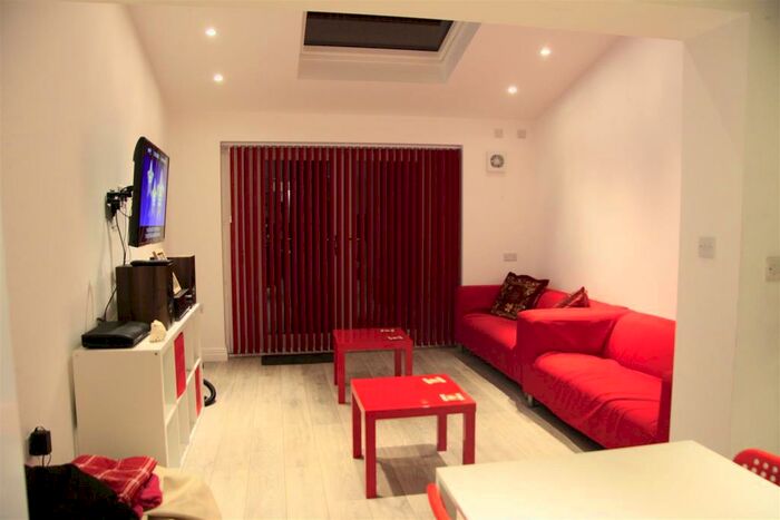 4 Bedroom Terraced House To Rent In B Exeter Road, Selly Oak, Birmingham, B29