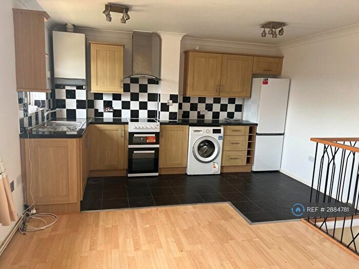 1 Bedroom Terraced House To Rent In Fleetham Gardens, Reading, RG6