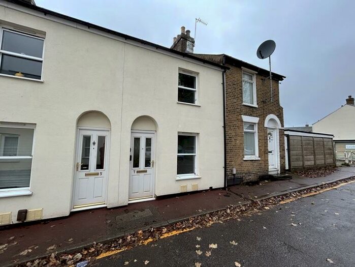 1 Bedroom Terraced House To Rent In Woollett Street, Maidstone, Kent, ME14