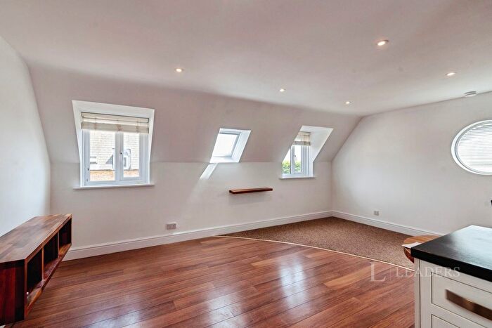 2 Bedroom Flat To Rent In Colne Road, Halstead, Essex, CO9