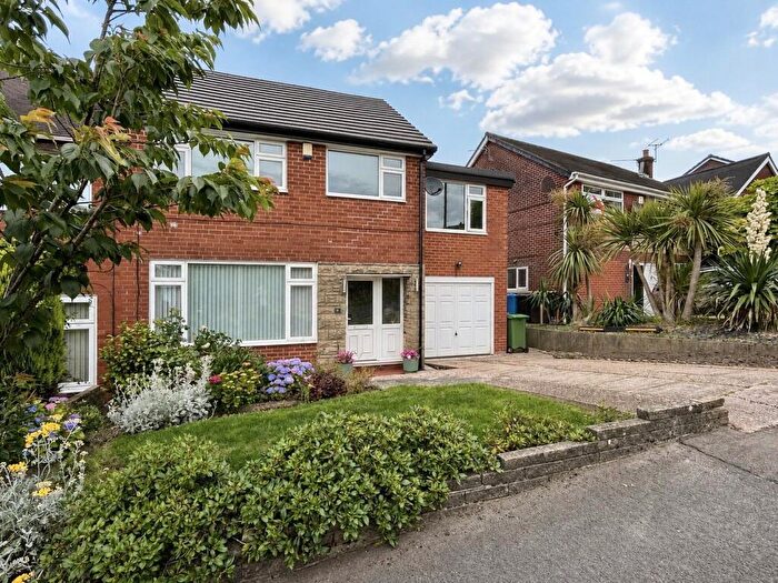 4 Bedroom Semi-Detached House For Sale In The Rise, Springhead, Saddleworth, OL4