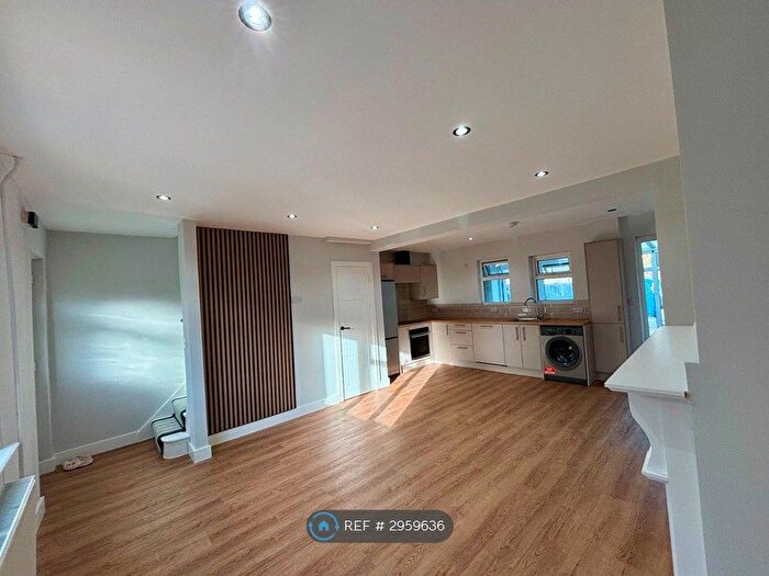 2 Bedroom Terraced House To Rent In St Gregorys Road, Canterbury, CT1