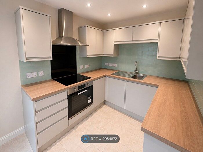 2 Bedroom Flat To Rent In Little Church Lane, Tamworth, B79