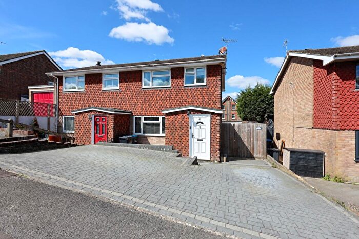 3 Bedroom Semi-Detached House For Sale In Grove Road, Burgess Hill, RH15