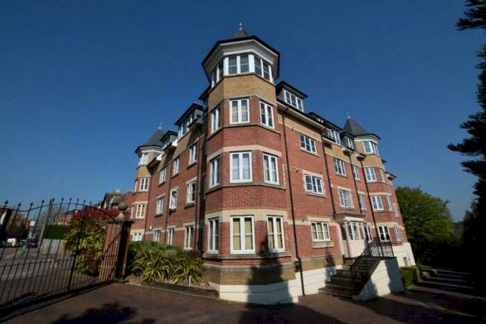 2 Bedroom Apartment To Rent In St. Georges Gate, Norwich Avenue West, BH2