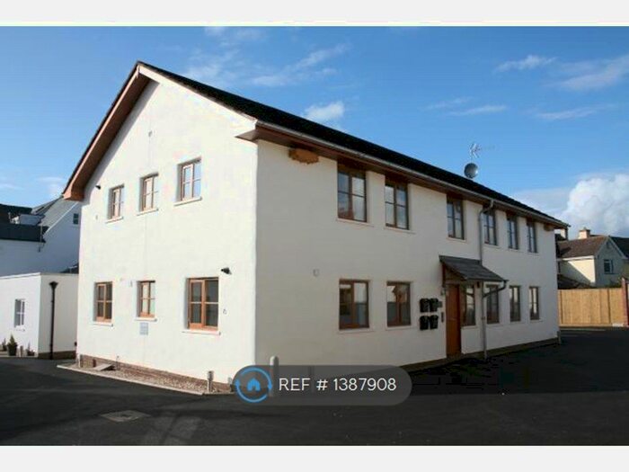 2 Bedroom Flat To Rent In Countess Wear Road, Exeter, EX2