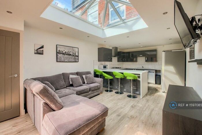 5 Bedroom Terraced House To Rent In Terry Road, Coventry, CV1