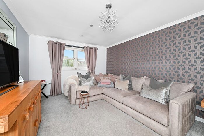 2 Bedroom Flat For Sale In E Station Road, Roslin, EH25