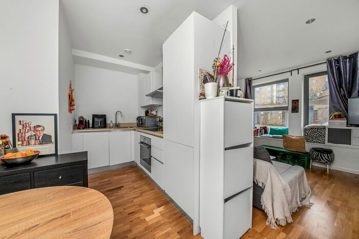Studio To Rent In Norwich House, Streatham High Road, Streatham, SW16