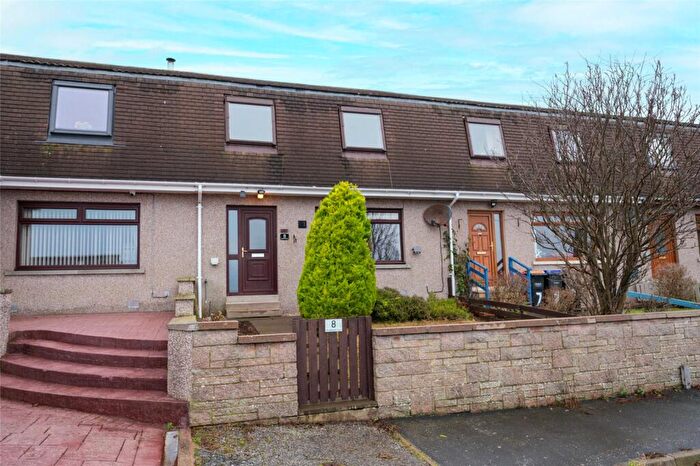 3 Bedroom Terraced House For Sale In Headland Court, Newtonhill, Aberdeenshire, AB39