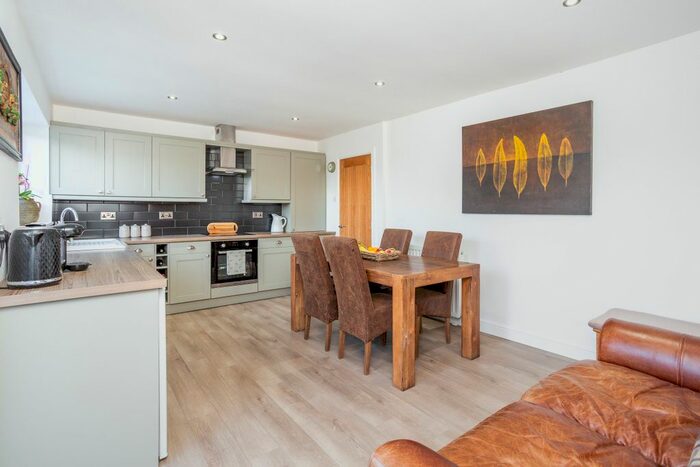 2 Bedroom Detached Bungalow For Sale In Appletree Drive, Hambleton, Selby, YO8