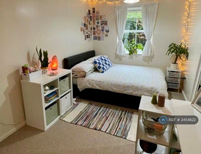 2 Bedroom Flat To Rent In Cheltenham Court, Darlington, DL2