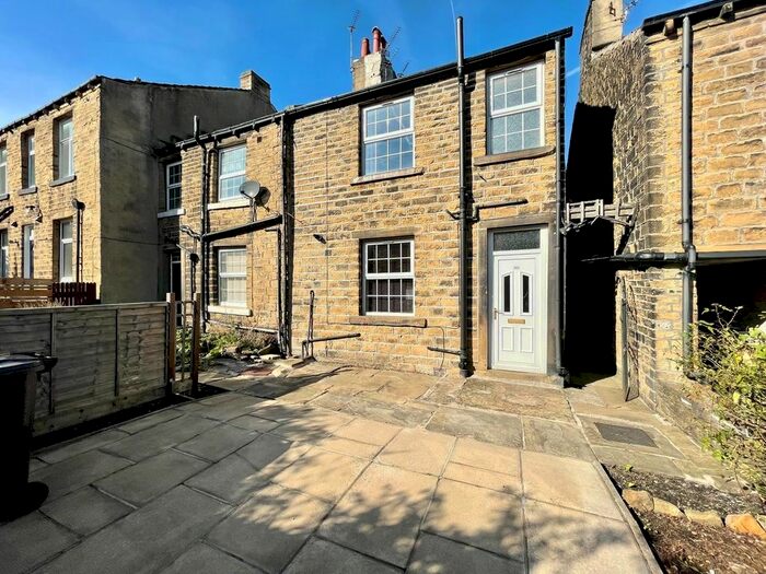 1 Bedroom End Of Terrace House To Rent In Blackmoorfoot Road, Crosland Moor, Huddersfield, HD4