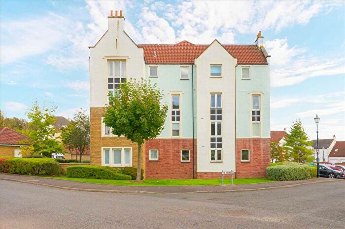 2 Bedroom Apartment For Sale In The Moorings, Dalgety Bay, KY11