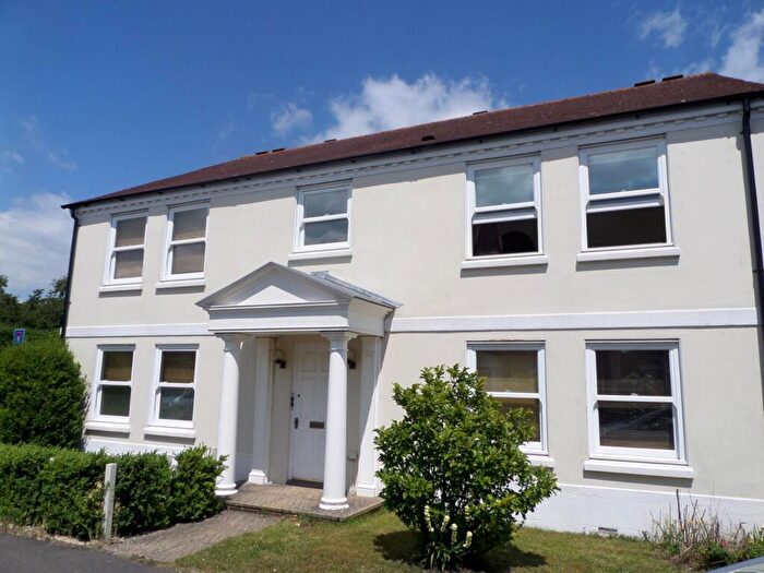 2 Bedroom Apartment To Rent In Hamble, SO31