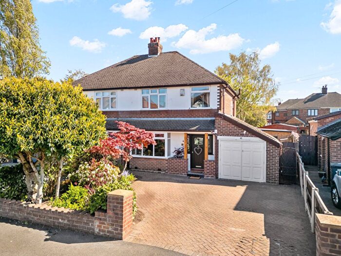 3 Bedroom Semi Detached House For Sale In Middlehurst Road, Grappenhall, WA4