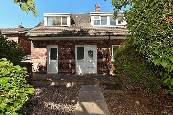 2 Bedroom End Of Terrace House For Sale In Delamere Drive, Macclesfield, SK10