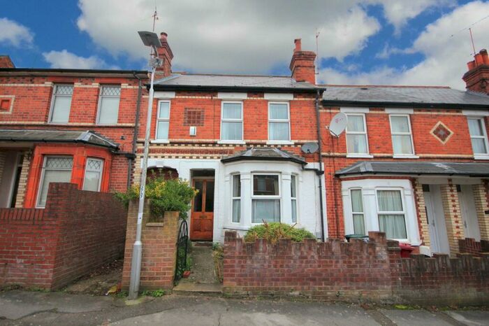 4 Bedroom Terraced House To Rent In Shaftesbury Road, Reading, Berkshire, RG30