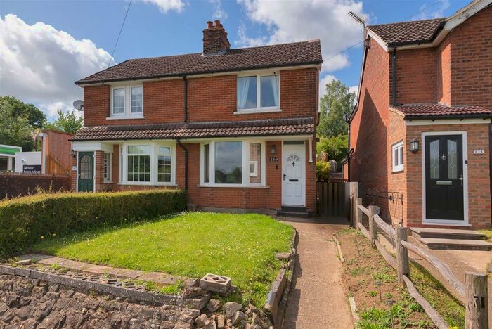 2 Bedroom Semi-Detached House To Rent In London Road, West Malling, ME19