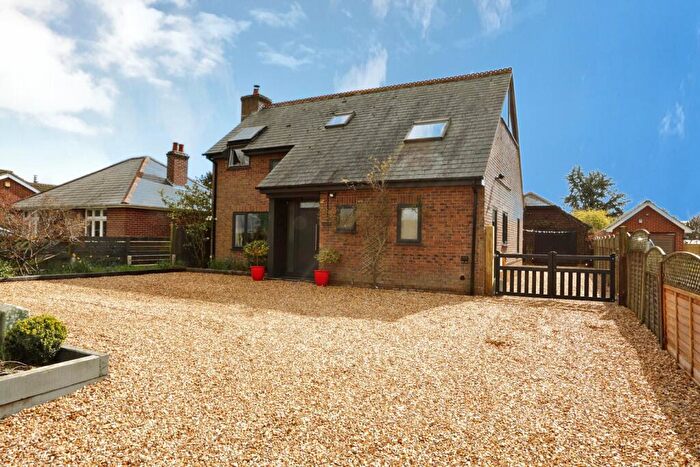 4 Bedroom Detached House For Sale In Pauls Lane, Sway, Lymington, Hampshire, SO41