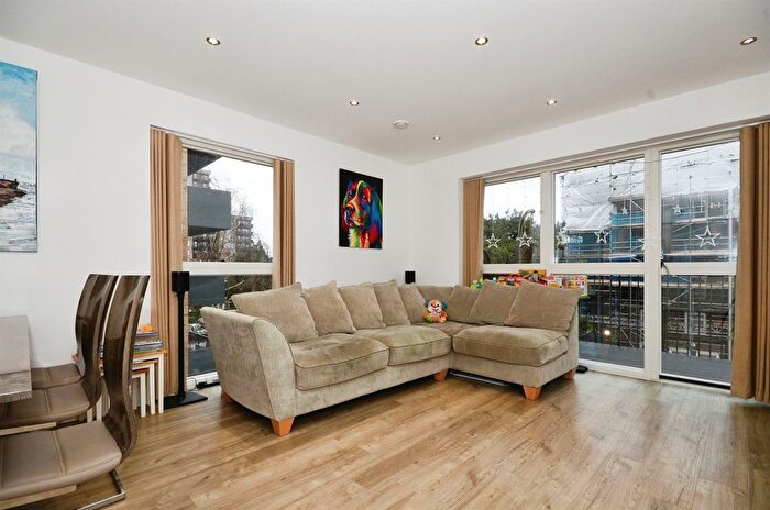 2 Bedroom Flat For Sale In Lyon Road, Harrow, HA1