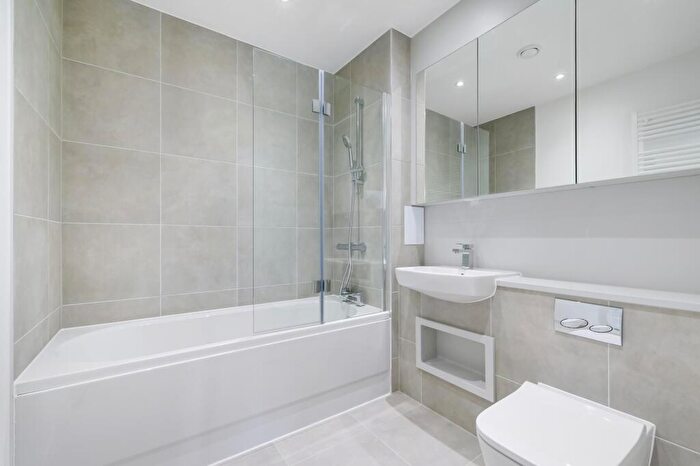 2 Bedroom Flat To Rent In Fulton And Fifth, Fulton Rd, Wembley, HA9