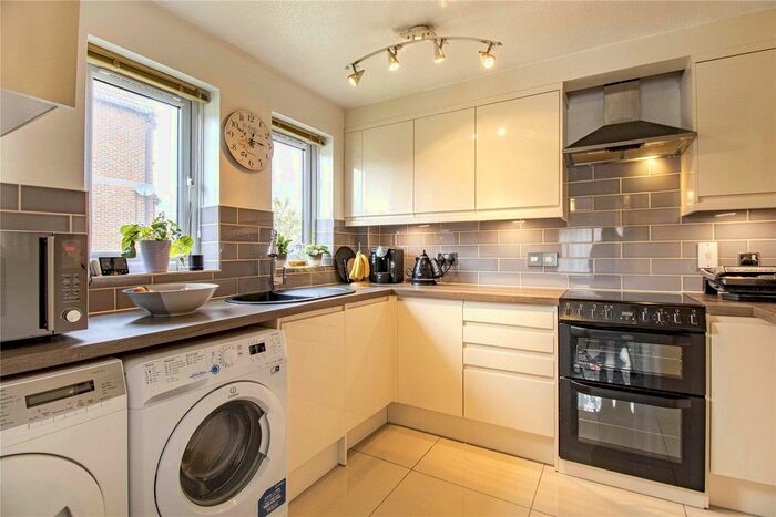 2 Bedroom Maisonette To Rent In Top Common, Warfield, Bracknell, Berkshire RG42