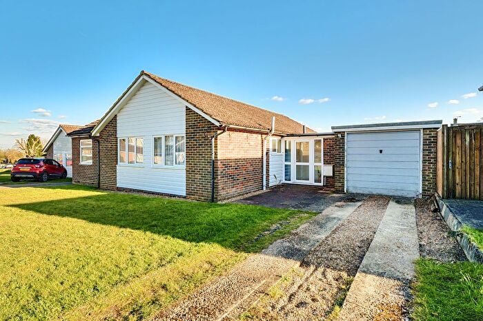 3 Bedroom Detached Bungalow For Sale In Elmleigh, Midhurst, GU29