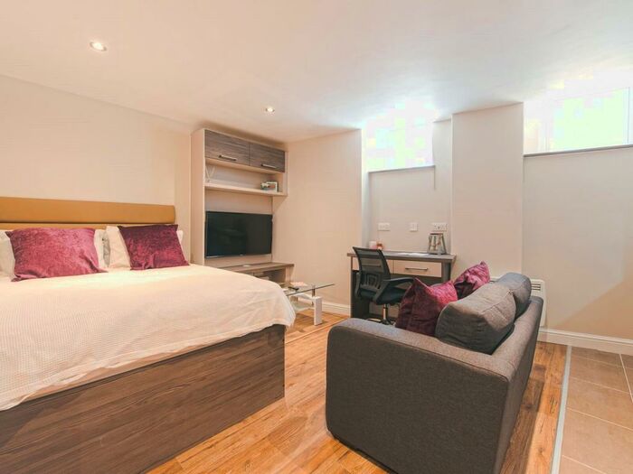 Studio To Rent In Blackfriars Road, Manchester, Greater Manchester, M3