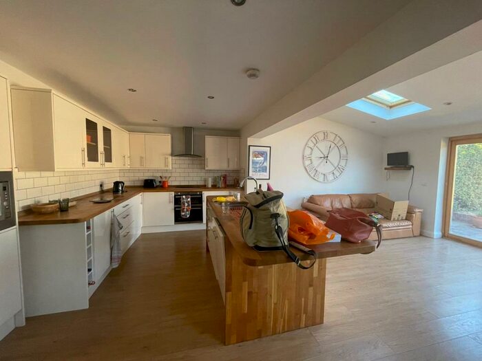 3 Bedroom Semi-Detached House To Rent In Benson, Oxfordshire, OX10