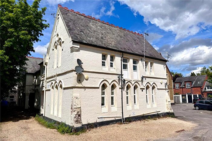 1 Bedroom Flat For Sale In Alexandra Road, Farnborough, Hampshire, GU14