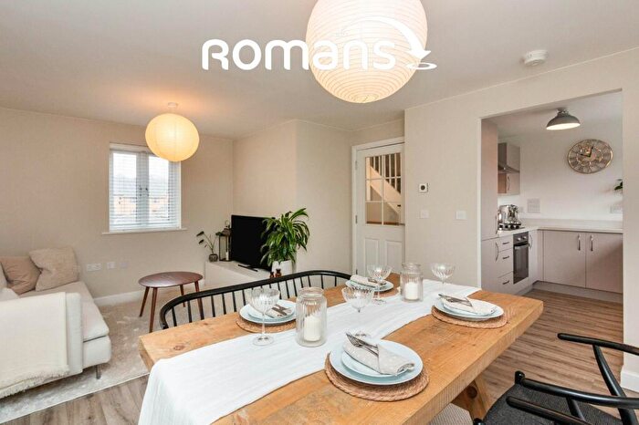 2 Bedroom Coach House For Sale In Condor Way, Basingstoke, Hampshire, RG24