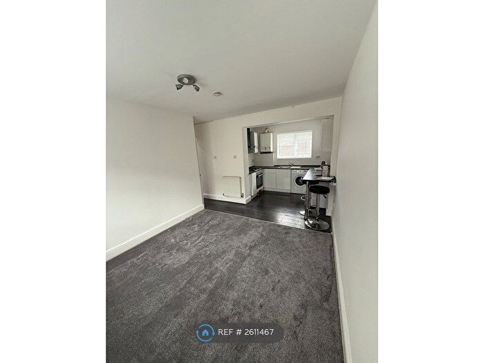 1 Bedroom Flat To Rent In Thornside Walk, Liverpool, L25