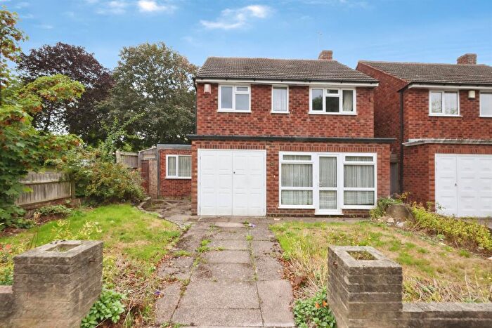 3 Bedroom Detached House For Sale In Pitts Farm Road, Birmingham, B24
