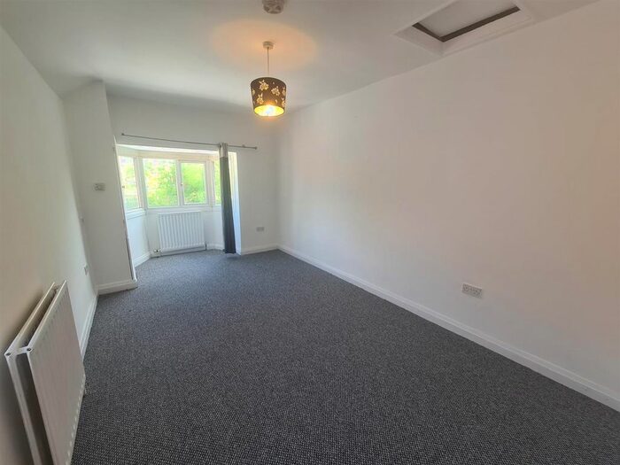 Studio To Rent In Gospel Lane, Acocks Green, Birmingham, B27