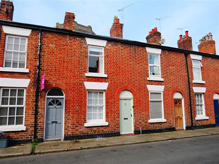 2 Bedroom Terraced House To Rent In Pyecroft Street, Chester, CH4